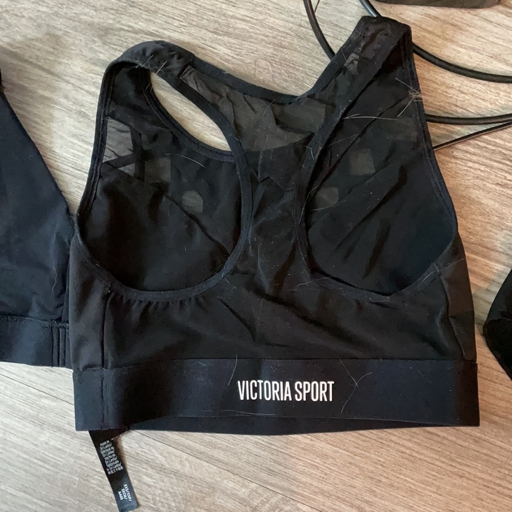 Sports bra bundle - Picture 2 of 5
